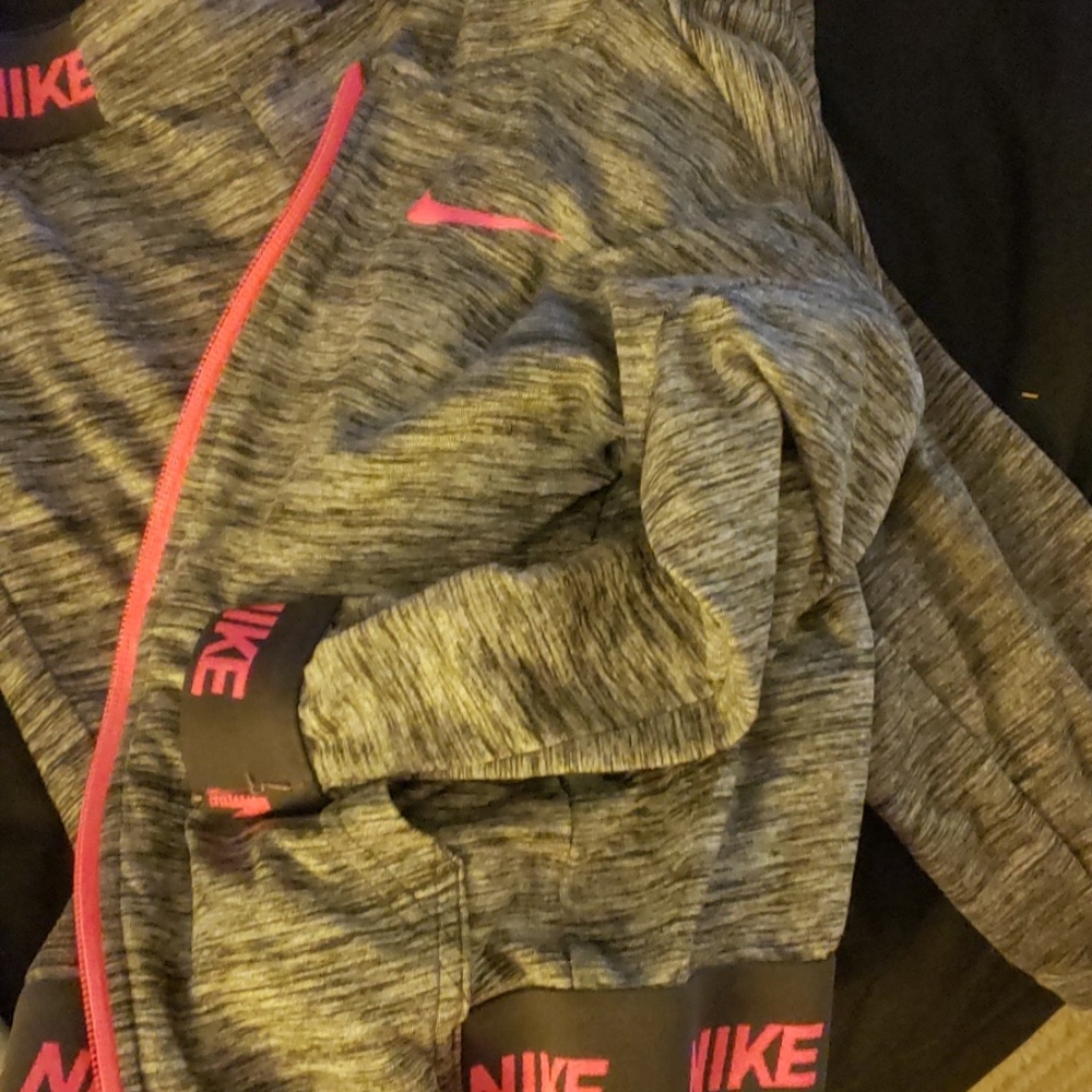2 nike toddler size 3t outfits - Picture 4 of 4
